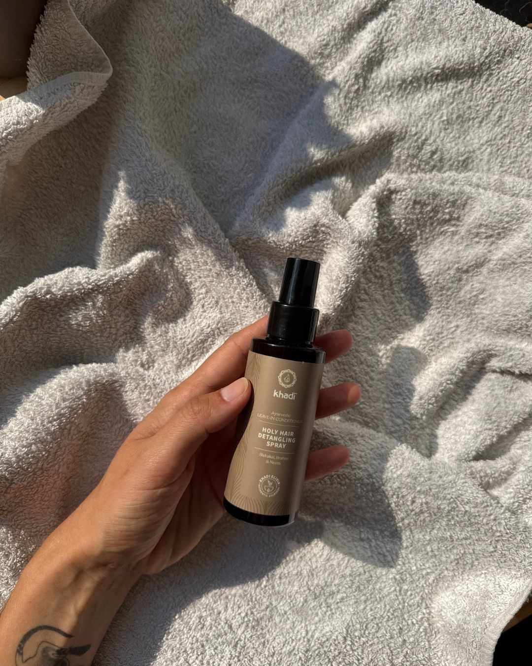 Shikakai Glossing Drops