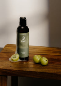 Still life with Ayurveda Everyday Indian Amla Bodywash – nourishing body cleansing for vitality and energy.