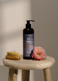 Creative representation of Ayurveda Everyday Himalaya Rose Hand Soap – Ayurvedic care that pampers your hands
